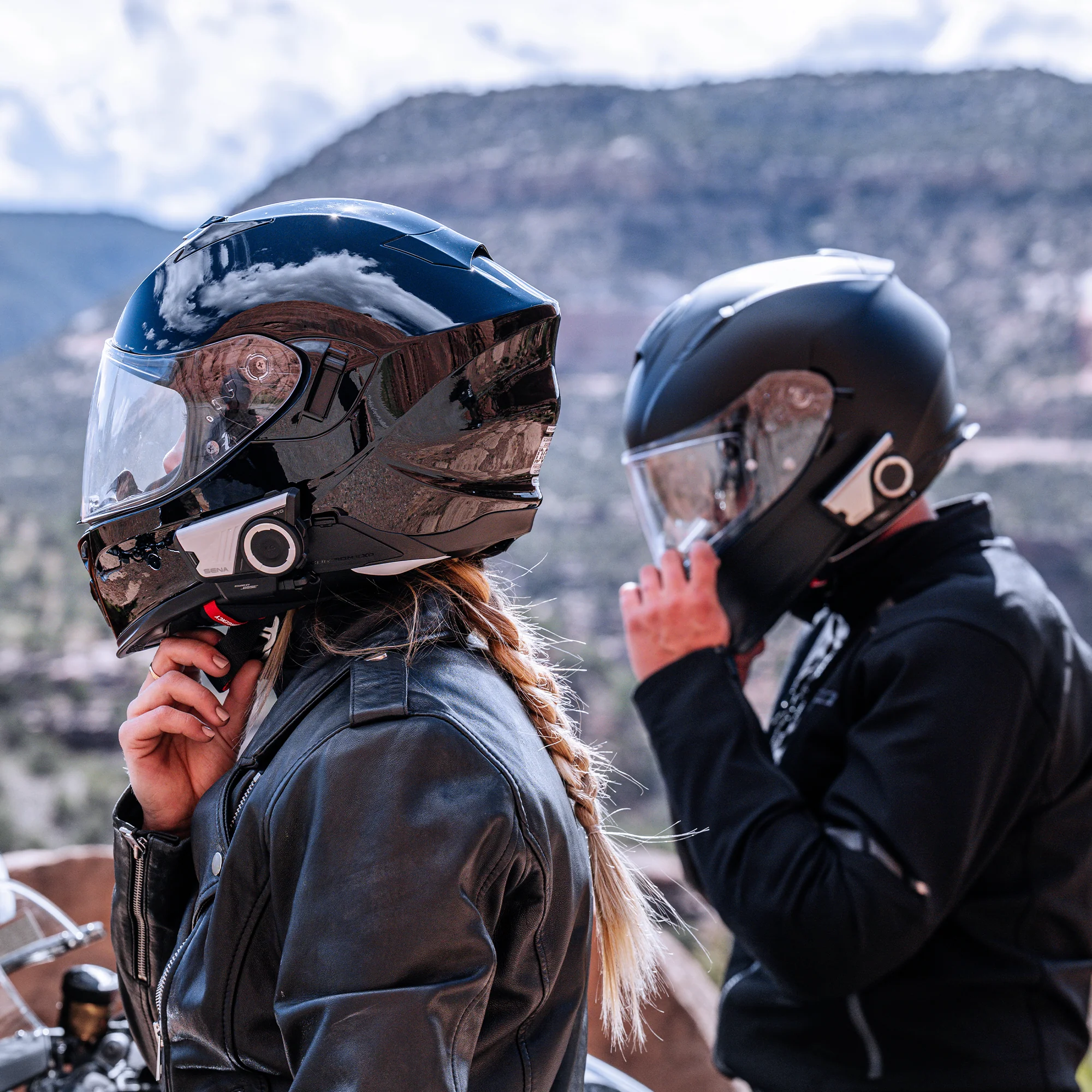 60S EVO Motorcycle Communication Headset with Sound by Bose, WAVE, Mesh, and Bluetooth Intercom - Image 10